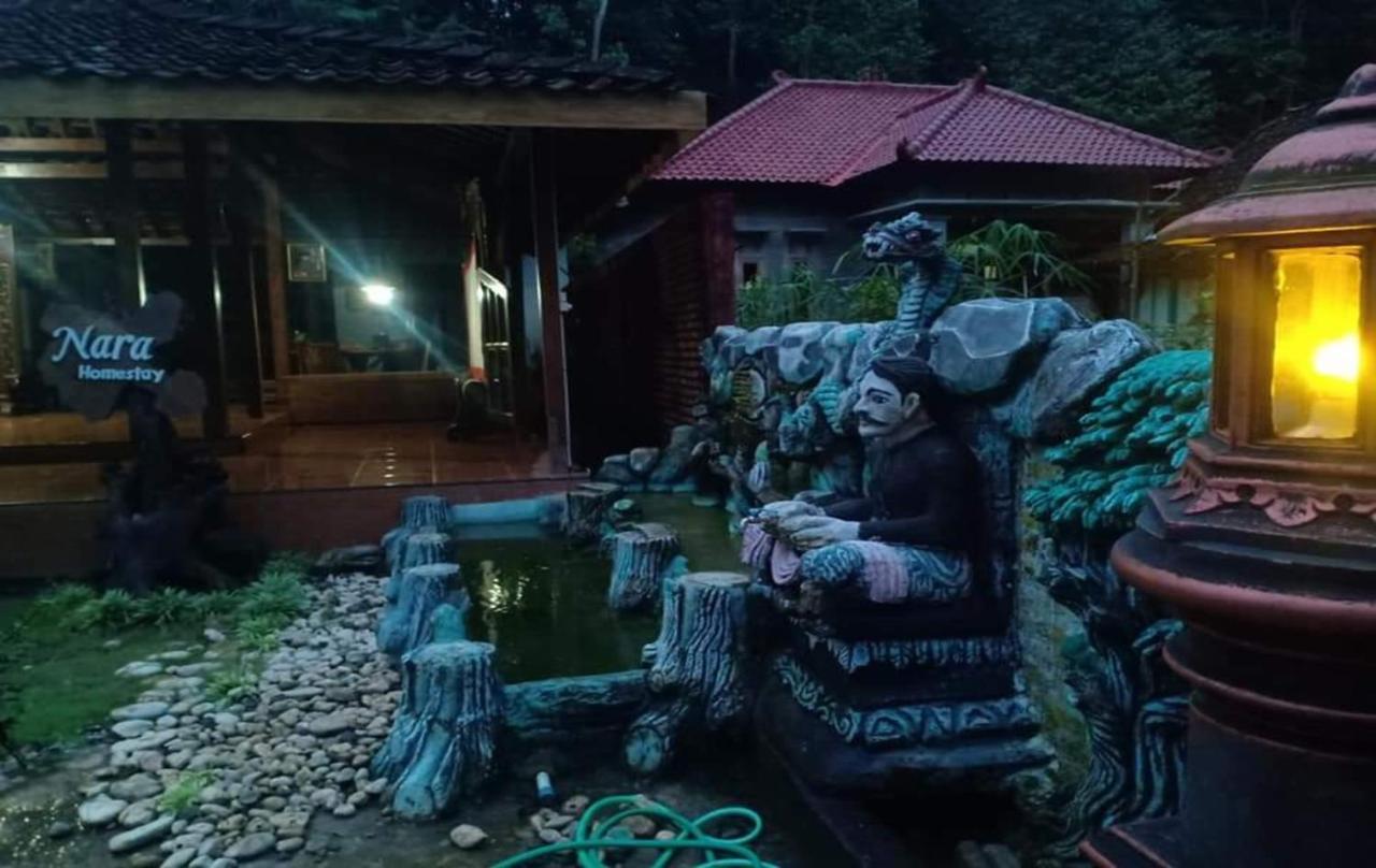 Nara Homestay Syariah Mangunan Exterior photo